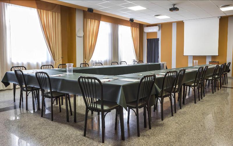 Hotel Atleti فوجيا المظهر الخارجي الصورة