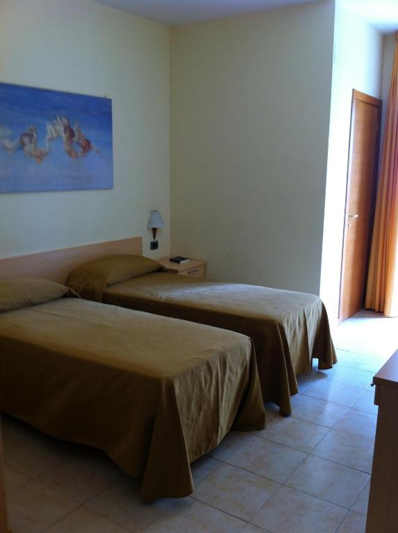 Hotel Atleti فوجيا الغرفة الصورة